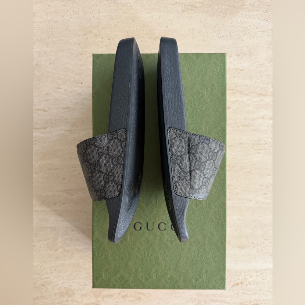 NWB GUCCI GG Supreme Slide (Men) Grey/Black Designer Sz: 7 - Picture 5 of 16